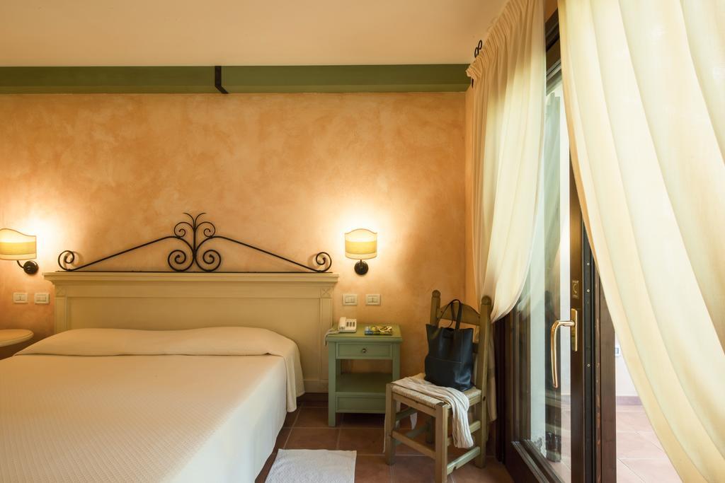 Lantana Resort Hotel&Apartments Pula Dış mekan fotoğraf